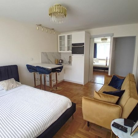 Alexa D'Oro Rooms 克拉科夫 外观 照片