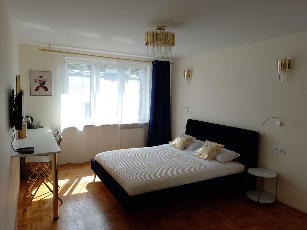 Alexa D'Oro Rooms 克拉科夫 外观 照片